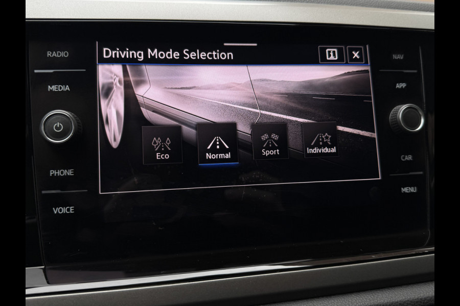 Volkswagen Polo TSI 95PK COMFORTLINE BUSINESS CARPLAY/ACC/PDC/NAVIGATIE