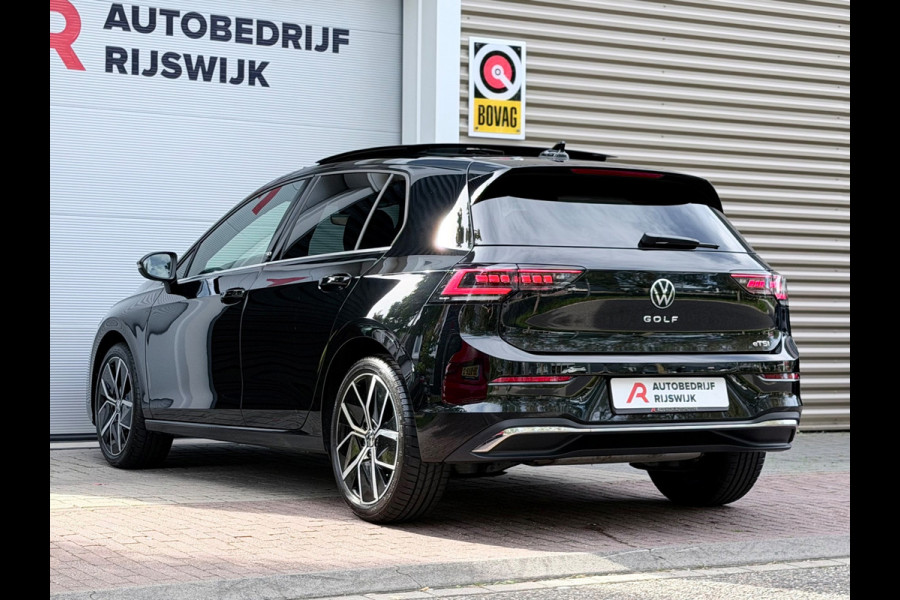 Volkswagen Golf 1.5 eTSI R-Line Pano/Memory/Matrix