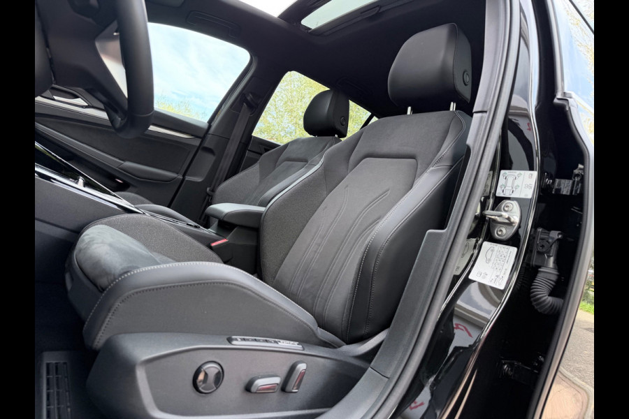 Volkswagen Golf 1.5 eTSI R-Line Pano/Memory/Matrix