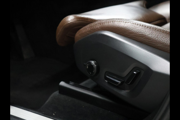 Volvo XC60 2.0 B4 Inscription [SCHUIFKANTELDAK, APPLECARPLAY, ANDROID, STOELVERWARMING, CRUISE CONTROL, STUURVERWARMING, HARMAN/KARDON AUDIO, MEMORY SEATS, HEAD UP DISPLAY, DIGITAL DASH, 360 CAMERA, ELEKTRISCHE ACHTERKLEP