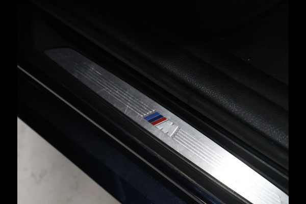 BMW 4 Serie Gran Coupé 420i Corporate Lease High Executive M SPORT PAKKET [SCHUIFKANTELDAK, CRUISE CONTROL, STOELVERWARMING, LEDER DAKOTA, PDC V+A, CLIMATE CONTROL, BLUETOOTH, NAVIGATIE, LED, KEYLESS ENTRY, NIEUWSTAAT]