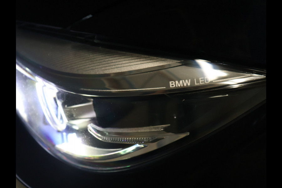 BMW 4 Serie Gran Coupé 420i Corporate Lease High Executive M SPORT PAKKET [SCHUIFKANTELDAK, CRUISE CONTROL, STOELVERWARMING, LEDER DAKOTA, PDC V+A, CLIMATE CONTROL, BLUETOOTH, NAVIGATIE, LED, KEYLESS ENTRY, NIEUWSTAAT]