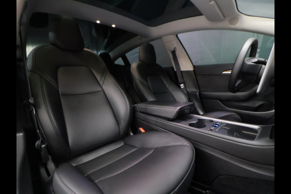 Tesla Model 3 Long Range RWD 75 kWh [SOH 95%, PANORAMADAK, STOELVERWARMING V+A, STUURWIEL VERWARMING, CAMERA, ELEKTRISCH VERSTELBARE STOELEN, ELEKTRISCH ACHTERLKLEP, SELF DRIVING BETA, NAVIGATIE, BLUETOOTH, CLIMATE CONTROL,
