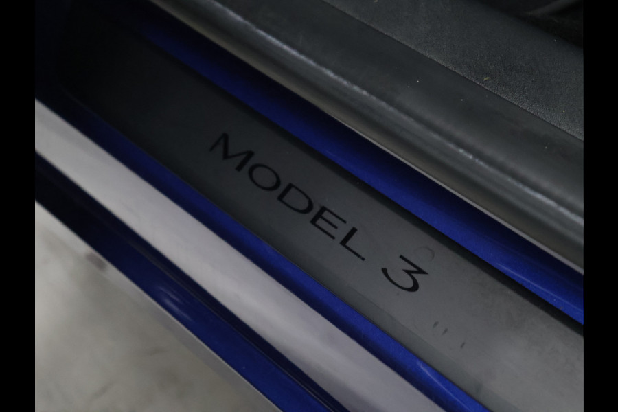 Tesla Model 3 Long Range RWD 75 kWh [SOH 95%, PANORAMADAK, STOELVERWARMING V+A, STUURWIEL VERWARMING, CAMERA, ELEKTRISCH VERSTELBARE STOELEN, ELEKTRISCH ACHTERLKLEP, SELF DRIVING BETA, NAVIGATIE, BLUETOOTH, CLIMATE CONTROL,