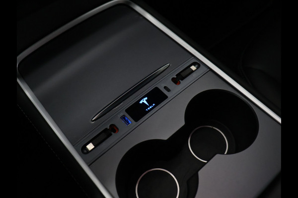 Tesla Model 3 Long Range RWD 75 kWh [SOH 95%, PANORAMADAK, STOELVERWARMING V+A, STUURWIEL VERWARMING, CAMERA, ELEKTRISCH VERSTELBARE STOELEN, ELEKTRISCH ACHTERLKLEP, SELF DRIVING BETA, NAVIGATIE, BLUETOOTH, CLIMATE CONTROL,