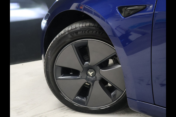 Tesla Model 3 Long Range RWD 75 kWh [SOH 95%, PANORAMADAK, STOELVERWARMING V+A, STUURWIEL VERWARMING, CAMERA, ELEKTRISCH VERSTELBARE STOELEN, ELEKTRISCH ACHTERLKLEP, SELF DRIVING BETA, NAVIGATIE, BLUETOOTH, CLIMATE CONTROL,