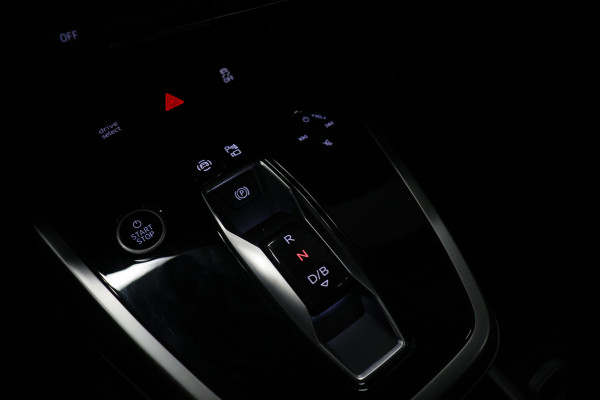 Audi Q4 e-tron 40 Launch edition Advanced 77 kWh [SOH 92%, SONOS, MATRIX LED, APPLE CARPLAY, ANDROID, STOELVERWARMING, ELEKTRISCHE ACHTERKLEP, CRUISE CONTROL, PDC V+A, GROOT NAVIGATIE, DIGITAL DASH, CLIMATE, 20 INCH, NIEUWSTAAT]