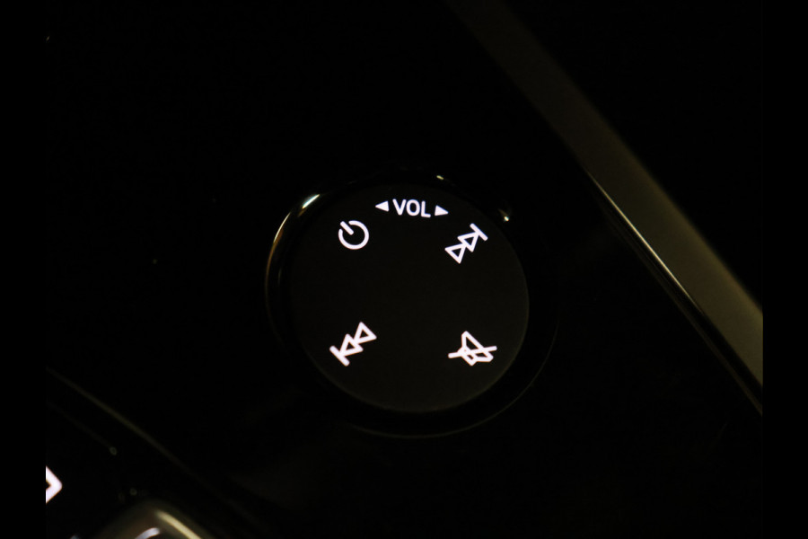 Audi Q4 e-tron 40 Launch edition Advanced 77 kWh [SOH 92%, SONOS, MATRIX LED, APPLE CARPLAY, ANDROID, STOELVERWARMING, ELEKTRISCHE ACHTERKLEP, CRUISE CONTROL, PDC V+A, GROOT NAVIGATIE, DIGITAL DASH, CLIMATE, 20 INCH, NIEUWSTAAT]