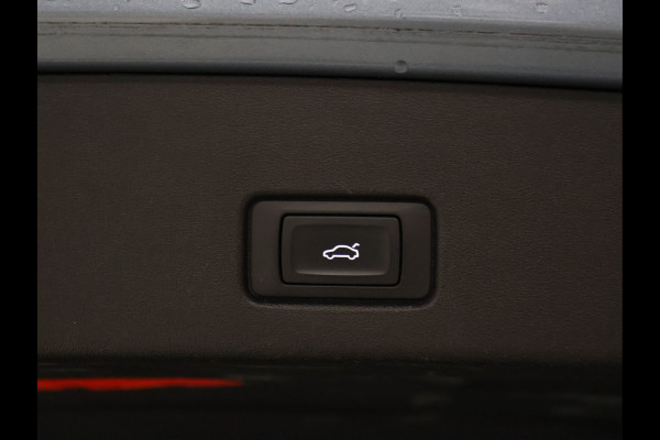 Audi Q4 e-tron 40 Launch edition Advanced 77 kWh [SOH 92%, SONOS, MATRIX LED, APPLE CARPLAY, ANDROID, STOELVERWARMING, ELEKTRISCHE ACHTERKLEP, CRUISE CONTROL, PDC V+A, GROOT NAVIGATIE, DIGITAL DASH, CLIMATE, 20 INCH, NIEUWSTAAT]
