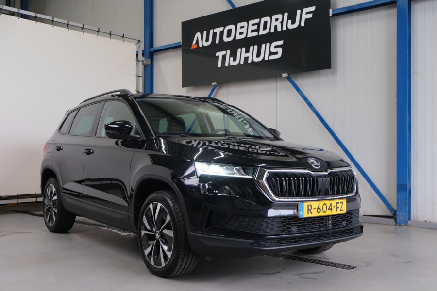 Škoda Karoq 1.5 TSI ACT Business Edition Plus Automaat - N.A.P. Airco, Cruise, Navi, Camera, PDC.