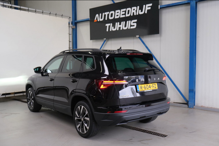 Škoda Karoq 1.5 TSI ACT Business Edition Plus Automaat - N.A.P. Airco, Cruise, Navi, Camera, PDC.