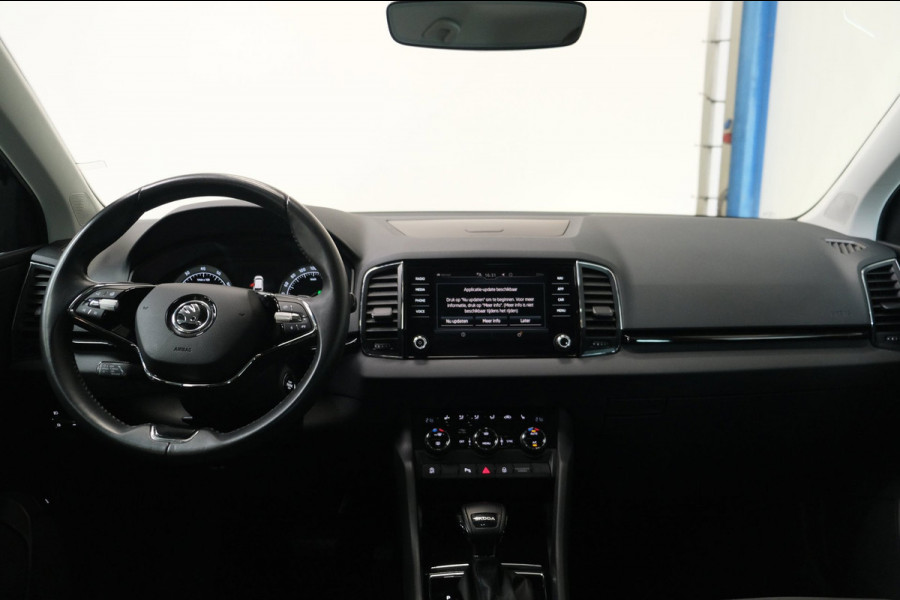 Škoda Karoq 1.5 TSI ACT Business Edition Plus Automaat - N.A.P. Airco, Cruise, Navi, Camera, PDC.