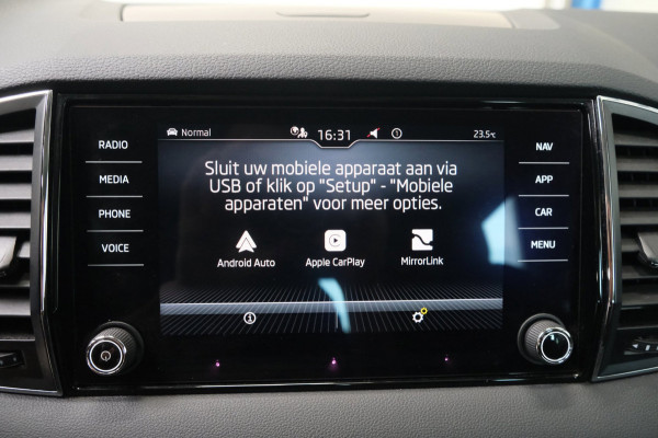 Škoda Karoq 1.5 TSI ACT Business Edition Plus Automaat - N.A.P. Airco, Cruise, Navi, Camera, PDC.