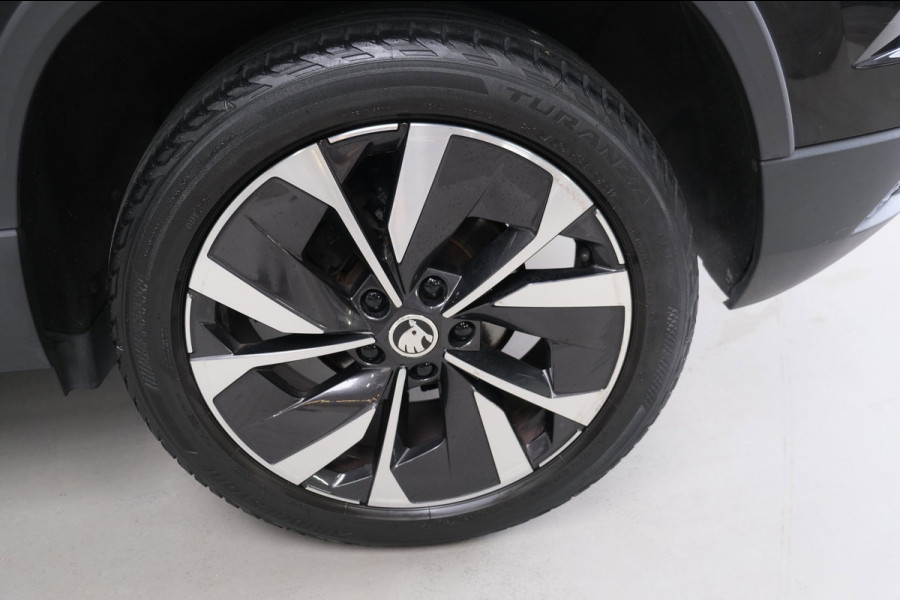 Škoda Karoq 1.5 TSI ACT Business Edition Plus Automaat - N.A.P. Airco, Cruise, Navi, Camera, PDC.
