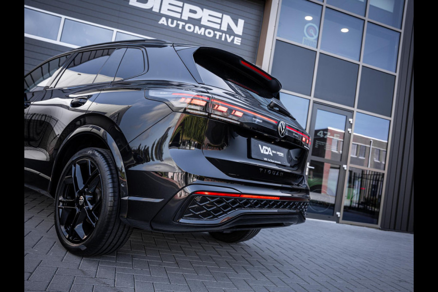 Volkswagen Tiguan 1.5 eTSI 3x R-Line Edition | Pano | Memory | Trekhaak l HUD