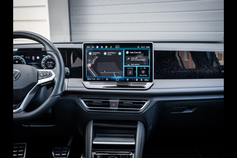 Volkswagen Tiguan 1.5 eTSI 3x R-Line Edition | Pano | Memory | Trekhaak l HUD