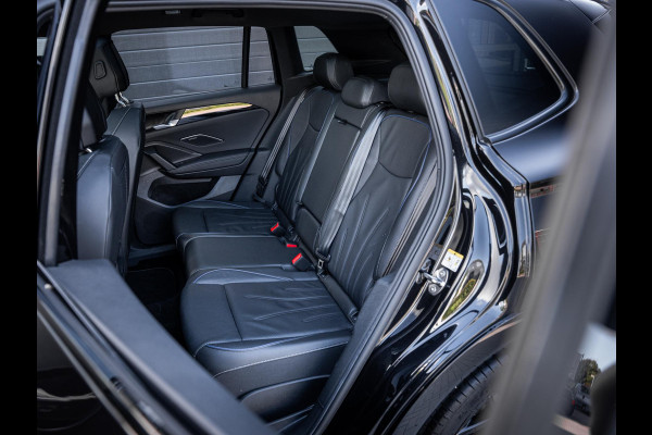 Volkswagen Tiguan 1.5 eTSI 3x R-Line Edition | Pano | Memory | Trekhaak l HUD