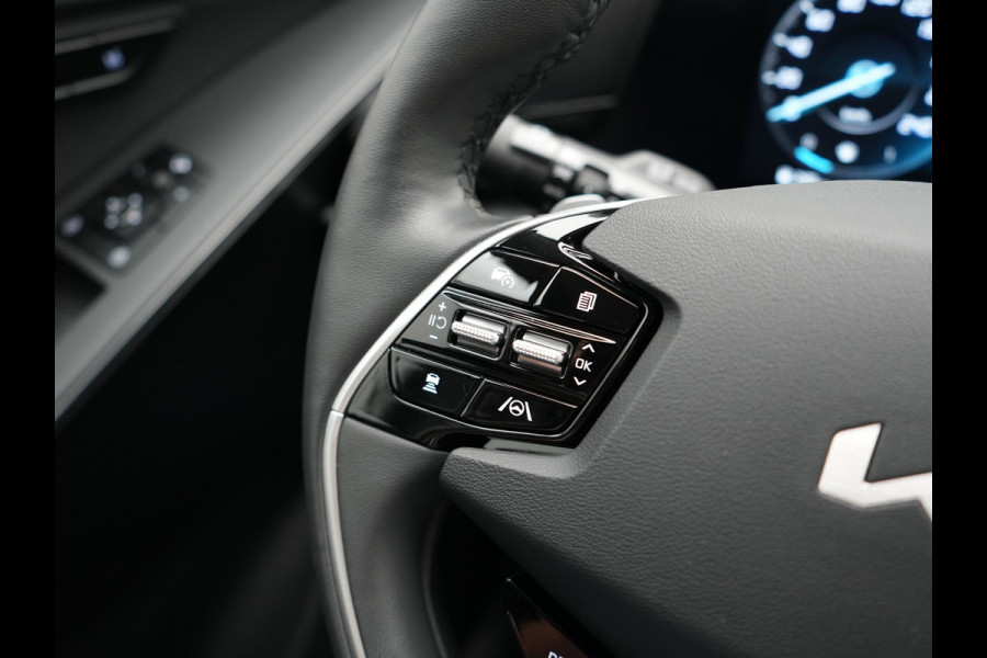 Kia Niro 1.6 GDi ExecutiveLine PHEV 182pk Dealer O.H | Trekhaak Afn. | Adaptive Cruise | Head Up | Camera | Harman / Kardon | Lederen Sportstoelen Memory & Ventilatie | Blis | Keyless | Apple Carplay | Pilot Assist | Stoelen & Stuur Verwarmd |  Virtual | DAB | 18"L.M | Plug In Hybrid
