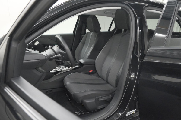 Peugeot e-208 EV Allure 50 kWh | 98,9% SOH | Camera | Navigatie | Parkeersensoren | Stoelverwarming