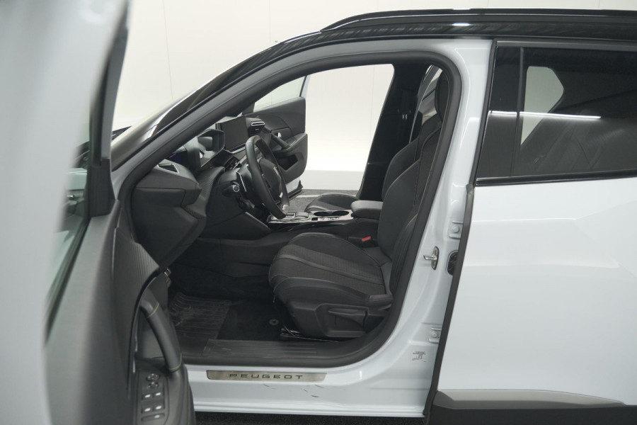 Peugeot 2008 PureTech 130 EAT8 GT | Camera | Apple Carplay | Parkeersensoren