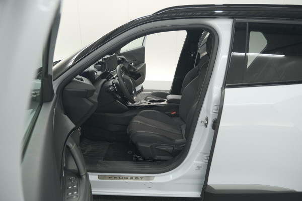 Peugeot 2008 PureTech 130 EAT8 GT | Camera | Apple Carplay | Parkeersensoren