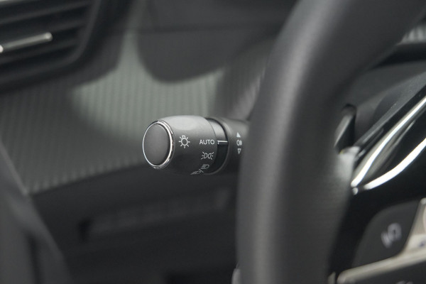 Peugeot 2008 PureTech 130 EAT8 GT | Camera | Apple Carplay | Parkeersensoren