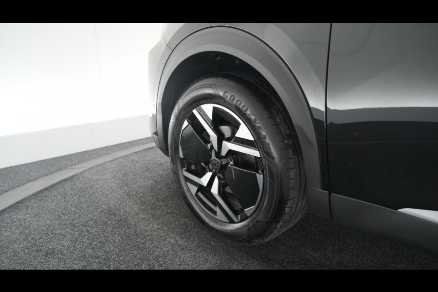 Peugeot 2008 PureTech 130 EAT8 GT | Trekhaak | 360 Camera | Adaptieve Cruise Control | Apple Carplay