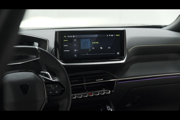 Peugeot 2008 PureTech 130 EAT8 GT | Trekhaak | 360 Camera | Adaptieve Cruise Control | Apple Carplay