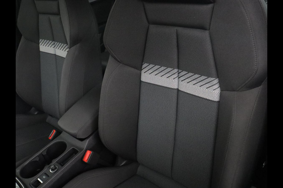 Audi A3 Limousine 35 TFSI Advanced edition | Camera | LED | Apple Carplay | Adaptive cruise | Virtual Dashboard | Navigatie | Climate control |