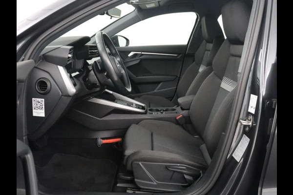 Audi A3 Limousine 35 TFSI Advanced edition | Camera | LED | Apple Carplay | Adaptive cruise | Virtual Dashboard | Navigatie | Climate control |