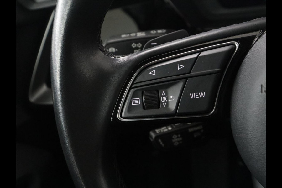 Audi A3 Limousine 35 TFSI Advanced edition | Camera | LED | Apple Carplay | Adaptive cruise | Virtual Dashboard | Navigatie | Climate control |