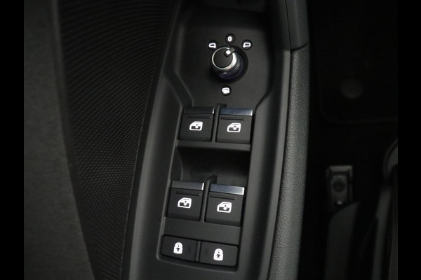 Audi A3 Limousine 35 TFSI Advanced edition | Camera | LED | Apple Carplay | Adaptive cruise | Virtual Dashboard | Navigatie | Climate control |