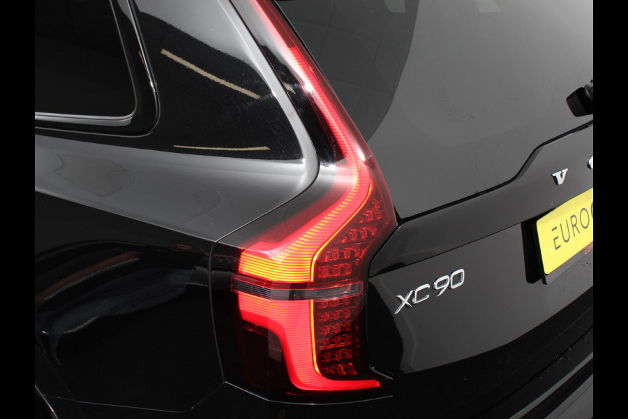 Volvo XC90 2.0 T8 Plug-in hybrid AWD Ultra Dark Panoramadak Navigatie Apple Carplay Android Auto 360 camera Parkeerhulp Adaptive Cruise Control Verwarmde en geventileerde voorstoelen Head-up-display Harman Kardon Premium Sound Memory stoelen met massagefunctie Climate Control Matrix-ledkoplampen