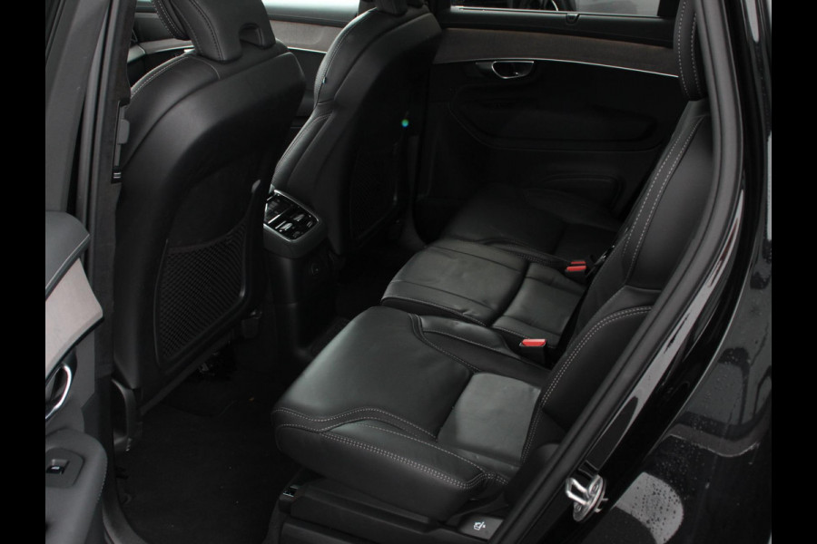 Volvo XC90 2.0 T8 Plug-in hybrid AWD Ultra Dark Panoramadak Navigatie Apple Carplay Android Auto 360 camera Parkeerhulp Adaptive Cruise Control Verwarmde en geventileerde voorstoelen Head-up-display Harman Kardon Premium Sound Memory stoelen met massagefunctie Climate Control Matrix-ledkoplampen