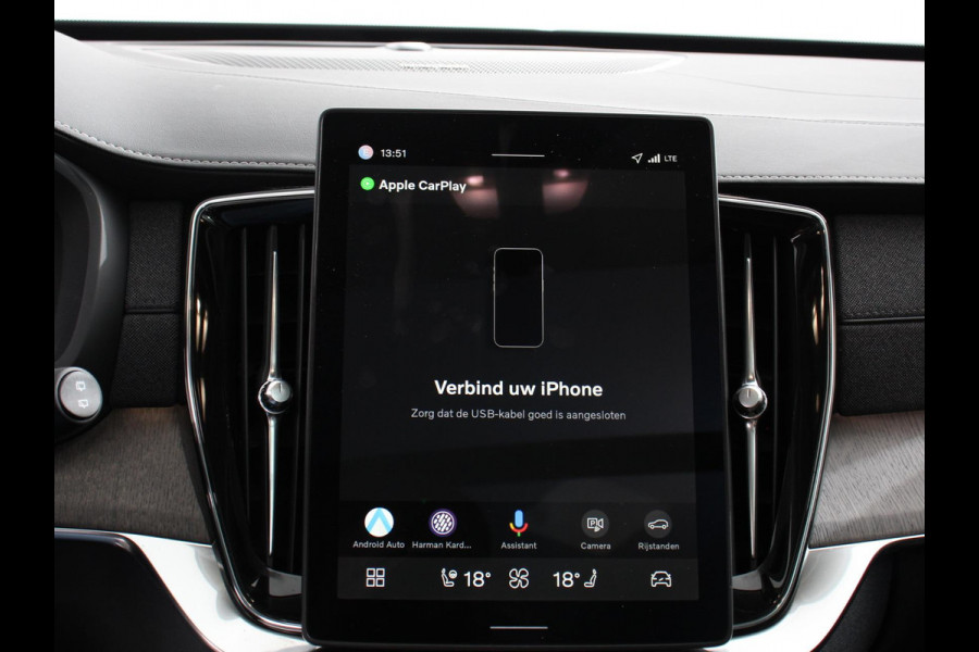 Volvo XC90 2.0 T8 Plug-in hybrid AWD Ultra Dark Panoramadak Navigatie Apple Carplay Android Auto 360 camera Parkeerhulp Adaptive Cruise Control Verwarmde en geventileerde voorstoelen Head-up-display Harman Kardon Premium Sound Memory stoelen met massagefunctie Climate Control Matrix-ledkoplampen