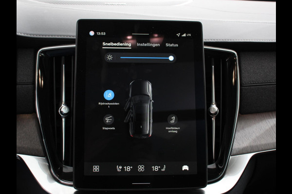 Volvo XC90 2.0 T8 Plug-in hybrid AWD Ultra Dark Panoramadak Navigatie Apple Carplay Android Auto 360 camera Parkeerhulp Adaptive Cruise Control Verwarmde en geventileerde voorstoelen Head-up-display Harman Kardon Premium Sound Memory stoelen met massagefunctie Climate Control Matrix-ledkoplampen