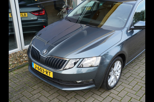 Škoda Octavia Combi 1.0 TSI Greentech Business Edition | Apple Carplay/Android Auto | Stoelverwarming | Climate Control |