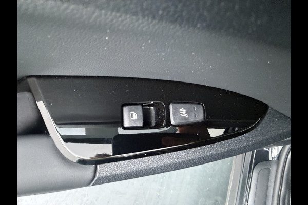 Kia Sportage 1.6 T-GDi Plug-in Hybrid AWD DynamicPlusLine - Adaptief Cruise Control - Panoramadak - Climate Control - Stuur/Stoel Verwarming - Fabrieksgarantie tot 2030