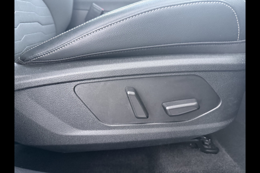 Kia Sportage 1.6 T-GDi Plug-in Hybrid AWD DynamicPlusLine - Adaptief Cruise Control - Panoramadak - Climate Control - Stuur/Stoel Verwarming - Fabrieksgarantie tot 2030
