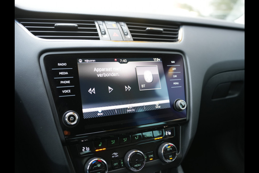 Škoda Octavia Combi 1.0 TSI Greentech Business Edition | Apple Carplay/Android Auto | Stoelverwarming | Climate Control |