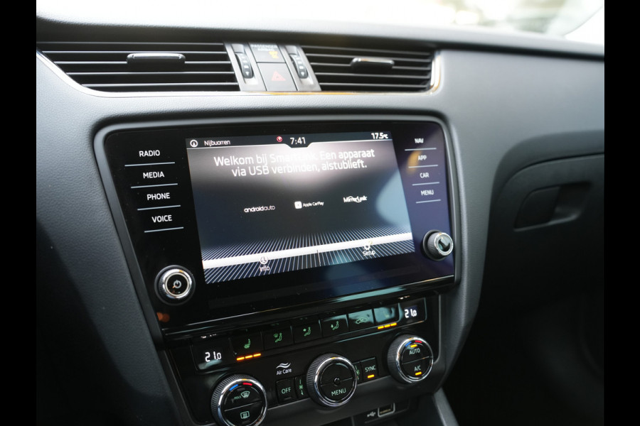 Škoda Octavia Combi 1.0 TSI Greentech Business Edition | Apple Carplay/Android Auto | Stoelverwarming | Climate Control |