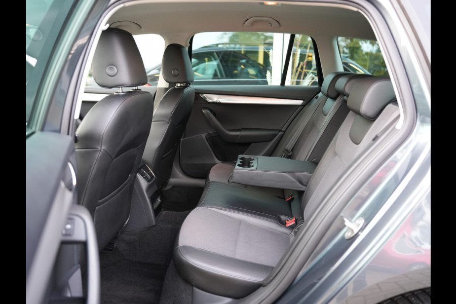 Škoda Octavia Combi 1.0 TSI Greentech Business Edition | Apple Carplay/Android Auto | Stoelverwarming | Climate Control |