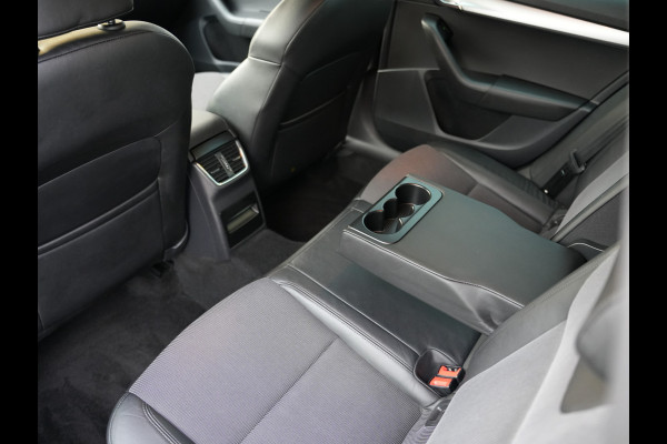 Škoda Octavia Combi 1.0 TSI Greentech Business Edition | Apple Carplay/Android Auto | Stoelverwarming | Climate Control |
