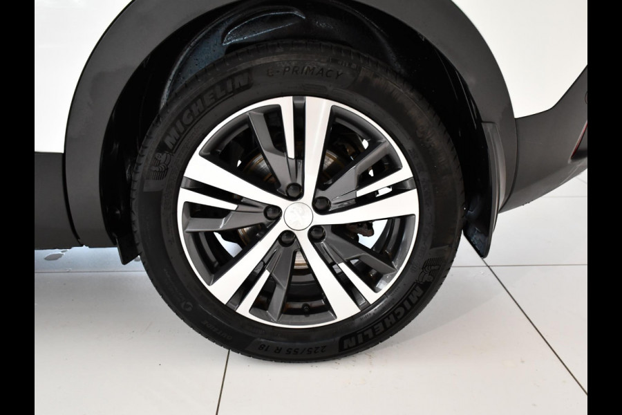 Peugeot 3008 1.2 PureTech Allure Pack Business | Navigatie | Keyless Entry + Start | Elektrisch bedienbare achterklep | Blind Spot Monitor | Apple CarPlay / Android Auto |