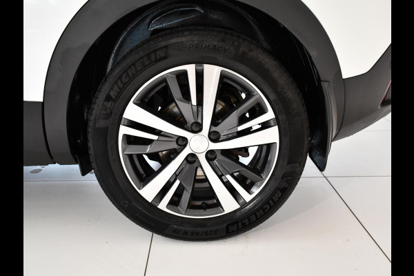 Peugeot 3008 1.2 PureTech Allure Pack Business | Navigatie | Keyless Entry + Start | Elektrisch bedienbare achterklep | Blind Spot Monitor | Apple CarPlay / Android Auto |
