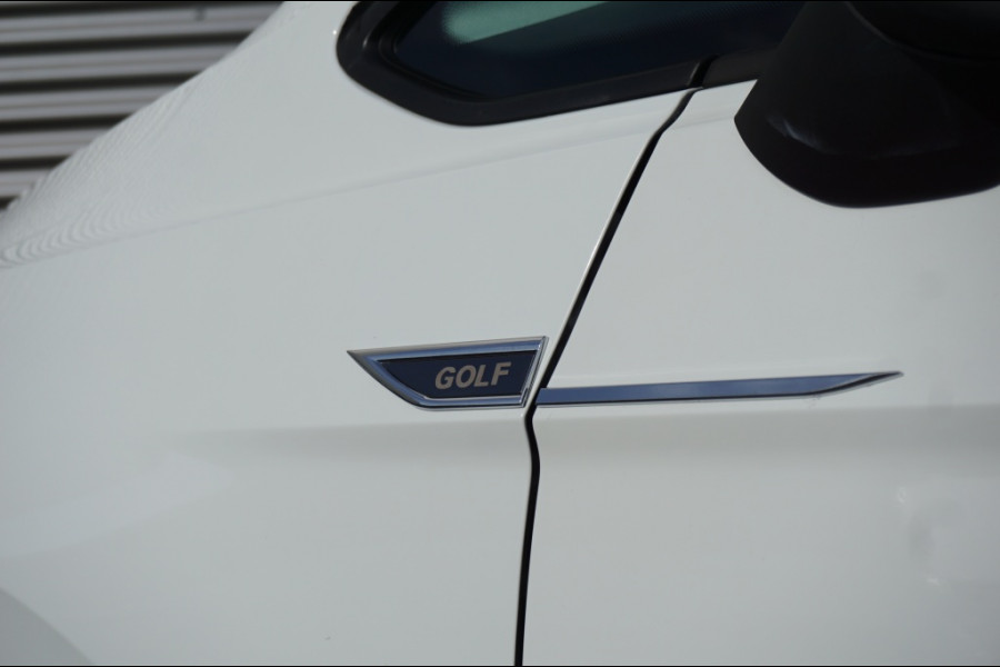 Volkswagen Golf Sportsvan 150PK Highline AUTOM. | TREKHAAK | WINTERPACK | CAMERA | NAVI