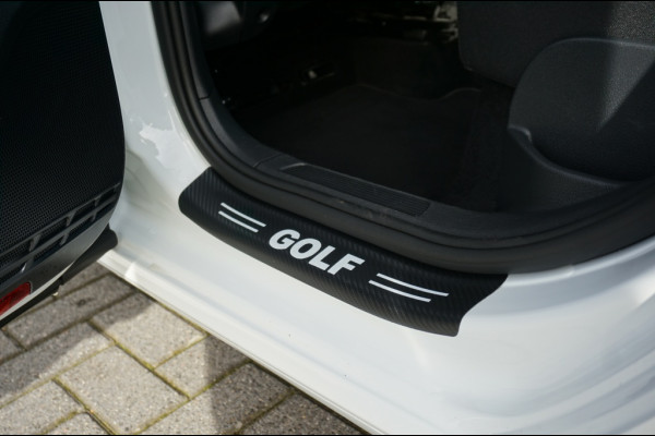 Volkswagen Golf Sportsvan 150PK Highline AUTOM. | TREKHAAK | WINTERPACK | CAMERA | NAVI