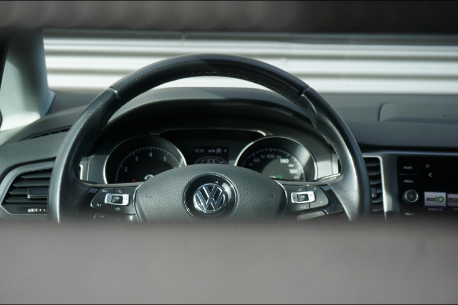 Volkswagen Golf Sportsvan 150PK Highline AUTOM. | TREKHAAK | WINTERPACK | CAMERA | NAVI