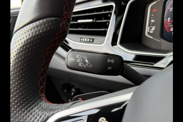 Volkswagen Polo 2.0 TSI GTI 18"/Panoramadak/Dodehoek/Stoelverwarming/Digital Cockpit Pro/Adaptieve cruise/IQ Light/Keyless/PDC v+a/Apple Carplay & Android Auto