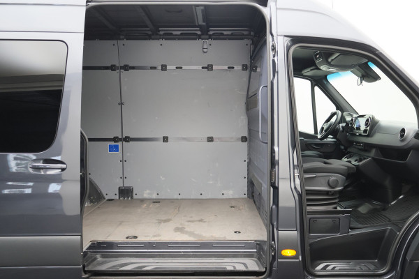 Mercedes-Benz Sprinter 519 3.0 CDI V6 AUT. L2H2 N1 Airco, Camera, Stoelverwarming, Cruise, Apple Carplay, LED, Trekhaak